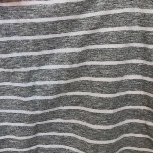 Old Navy Shirts & Tops - Girls 5T Bow tank top Old Navy Shirts & Tops - Girls 5T Bow tank top